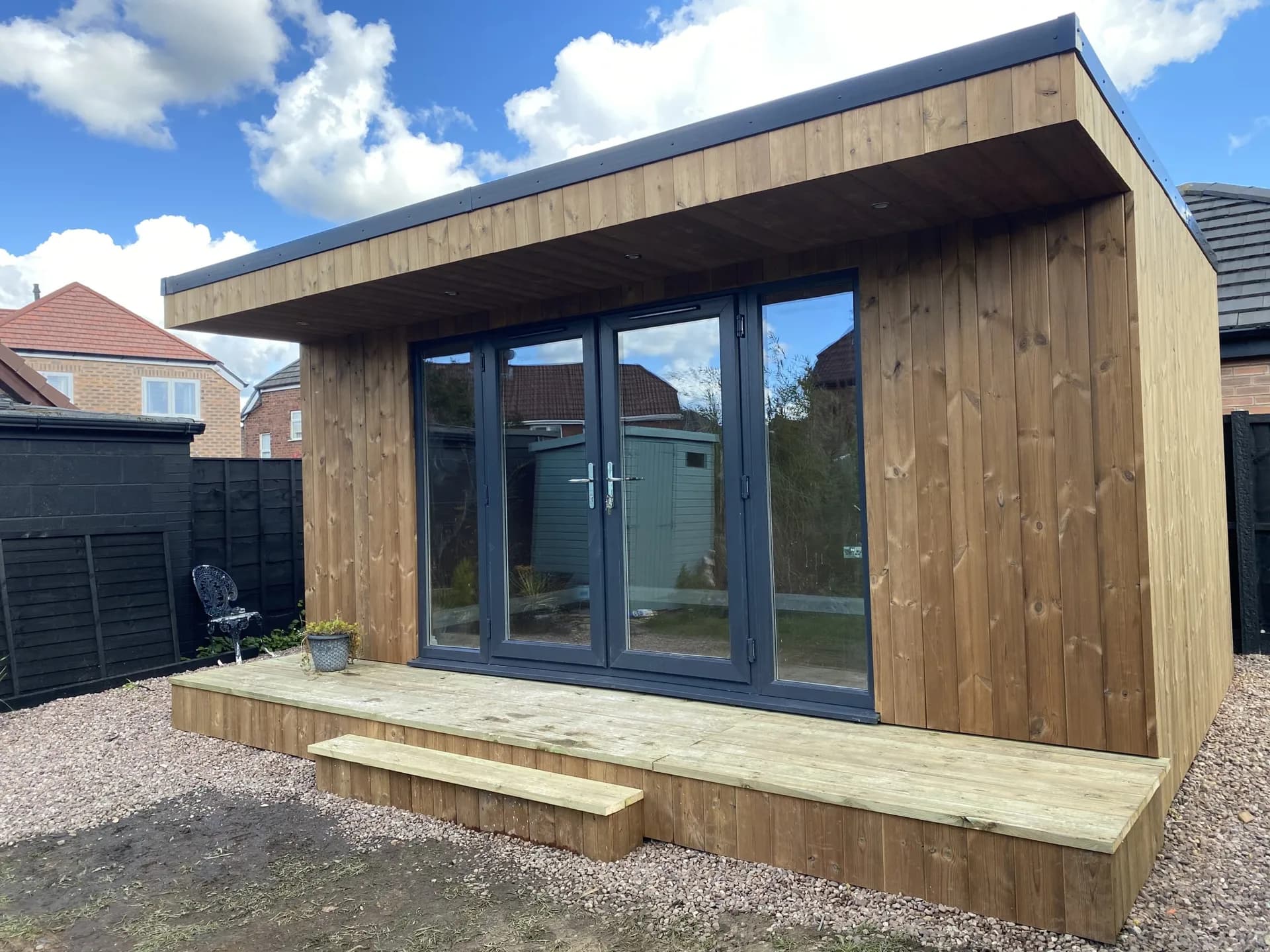 TGR Two thermowood cladded summer room