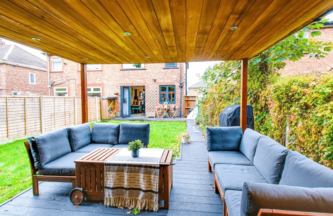 Pergola garden room exterior view