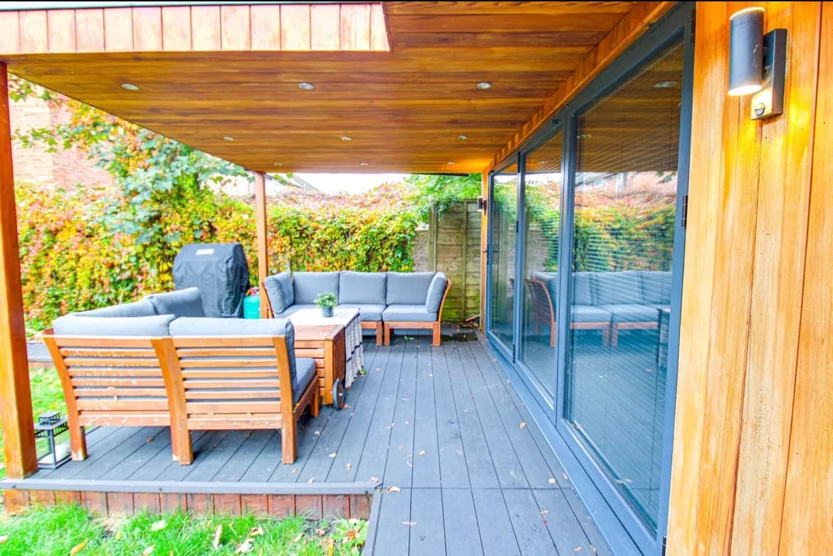 Pergola build with thermowood cladding